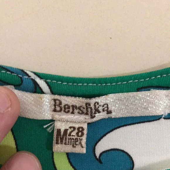 {Bershka} Green Vivid Abstract Tunic - Picture 5 of 5